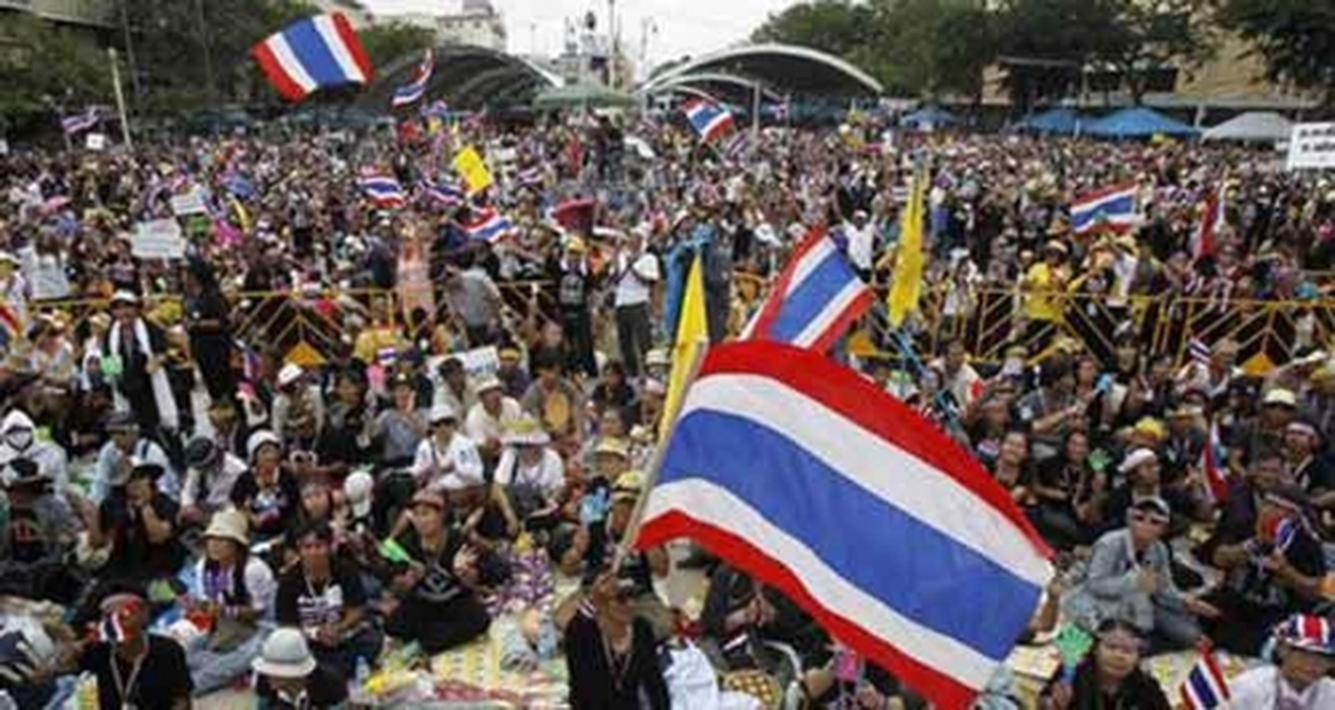 Tayland\'da Hükümet Karşıtı Gösteriler