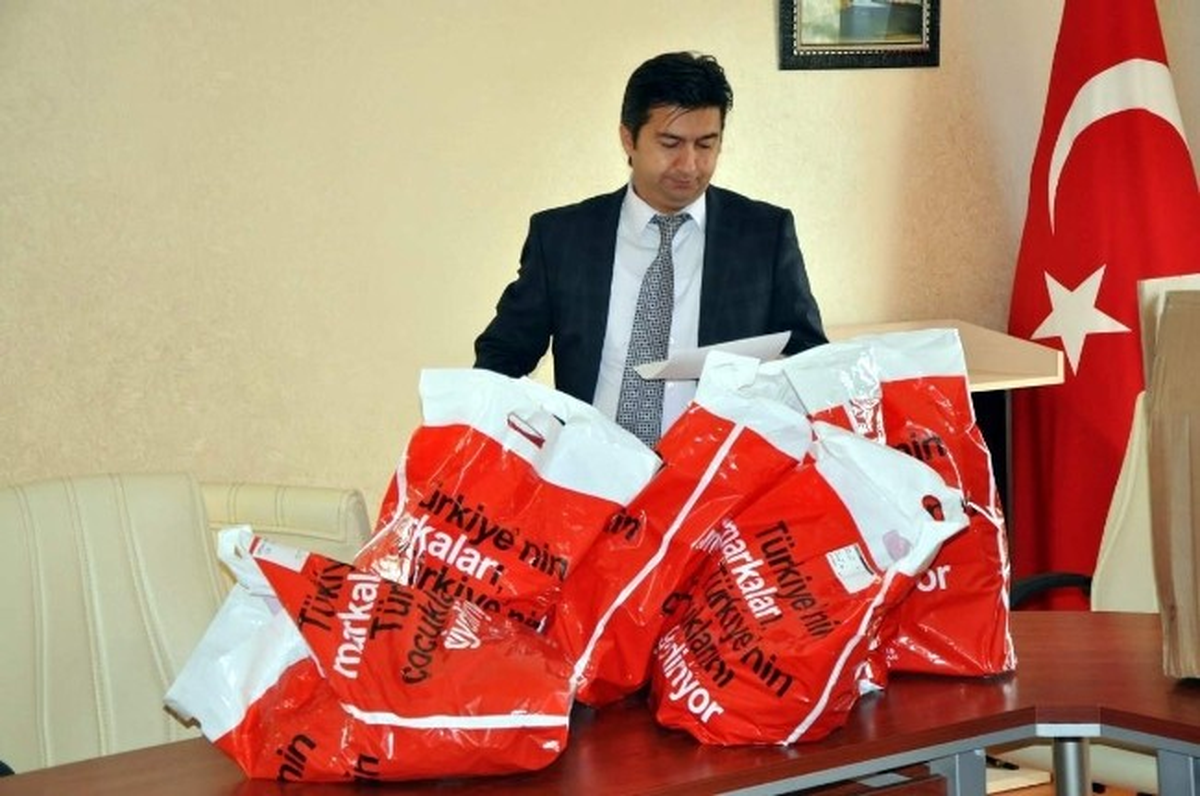 Türkiye\'nin Markaları, Türkiye\'nin Çocuklarını Giydiriyor