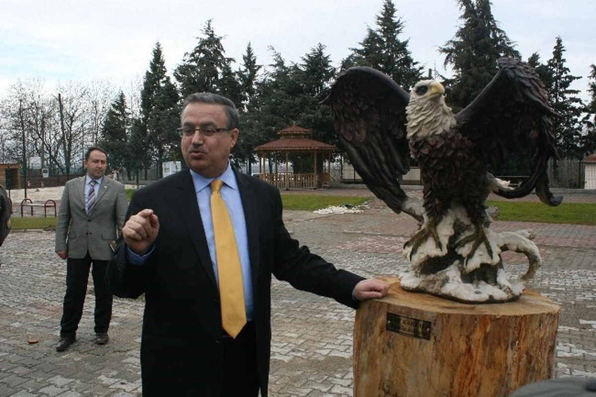 Düzce Valisi Su, Efteni Gölü Kenarında Çalışmaları İnceledi