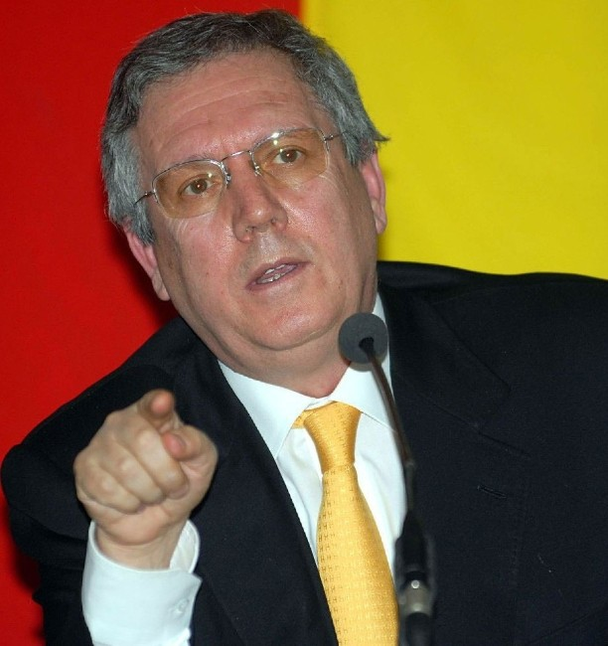 Yargıtay Aziz Yıldırım\'ın Hapis Cezasını Onadı