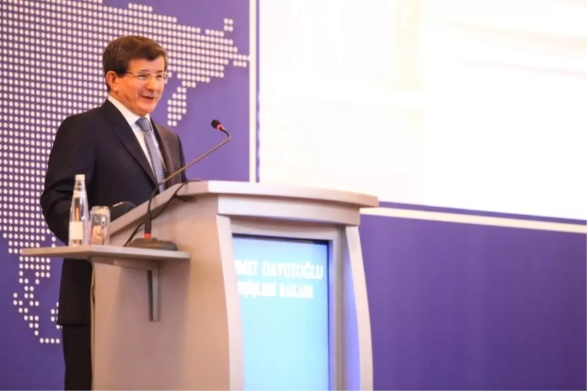 Bakan Davutoğlu: "Meşruiyet Zemini Sağlam Olmayan, Meşruiyetini Halktan Almayan Hiçbir Siyasal...