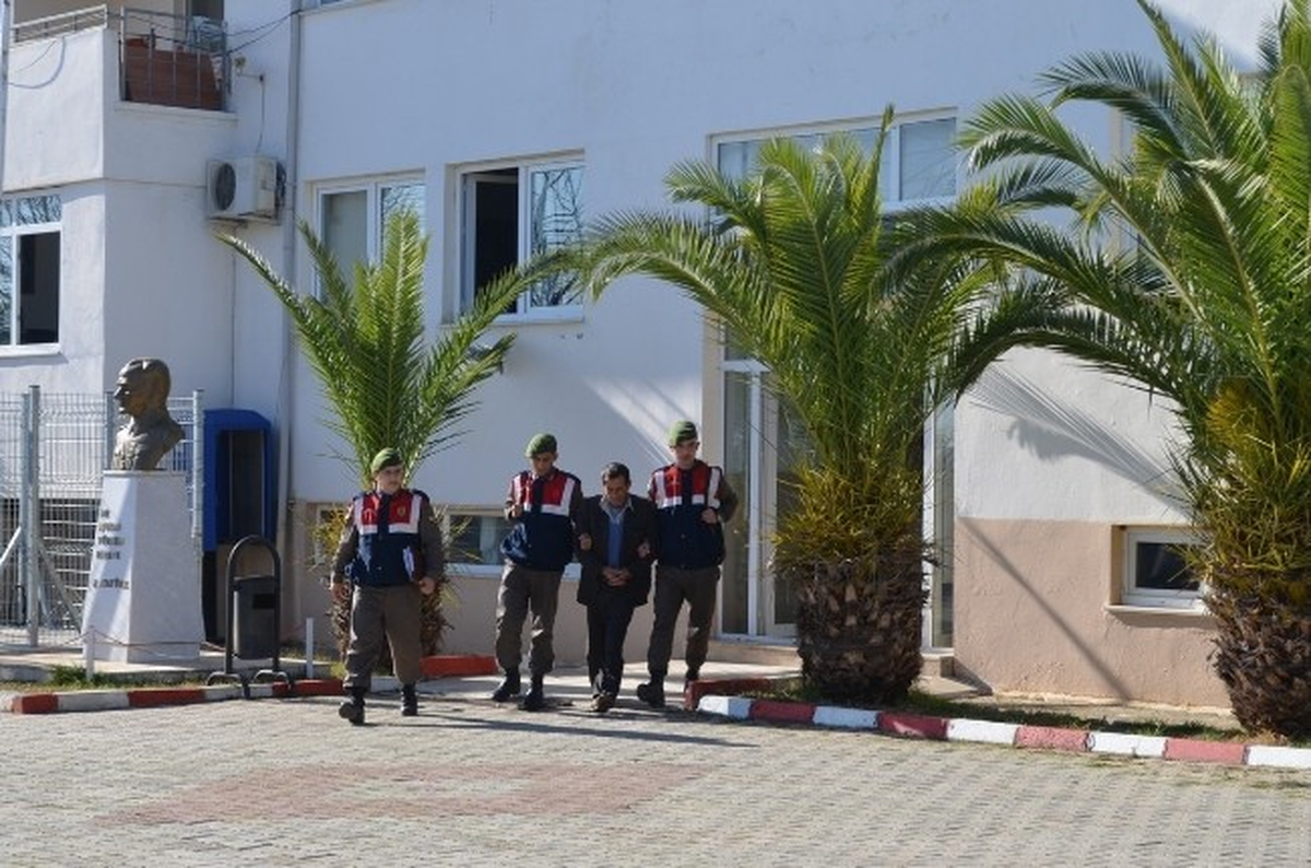 Belediyenin Araçlarına Göz Diken Hırsızlar Başkana Yakalandı