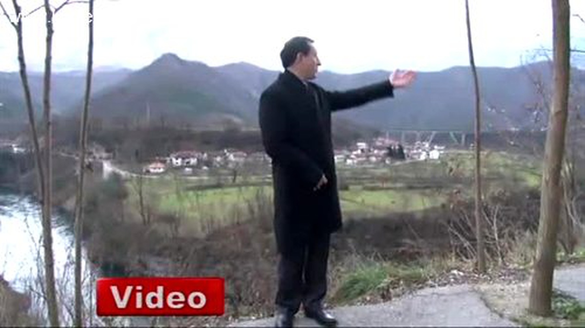 Emrullah İşler Foto Muhabirliğine Soyundu