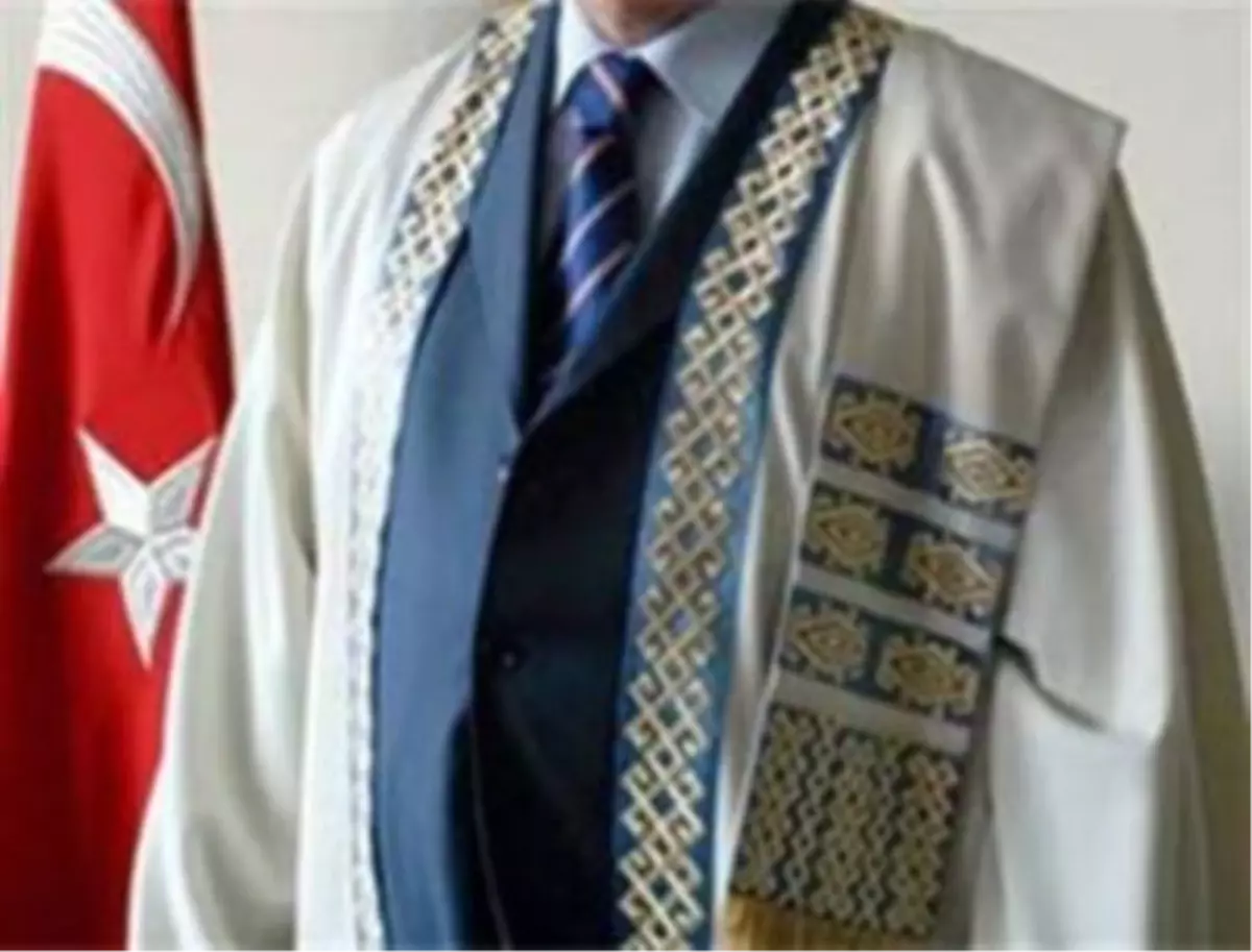 İü\'ye 45 Öğretim Üyesi Alınacak