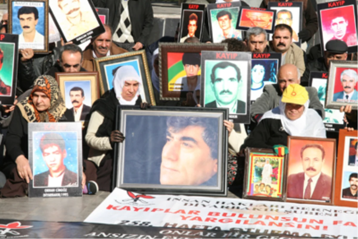 Kayıp Yakınları 258\'inci Haftada Hrant Dink\'i Andı