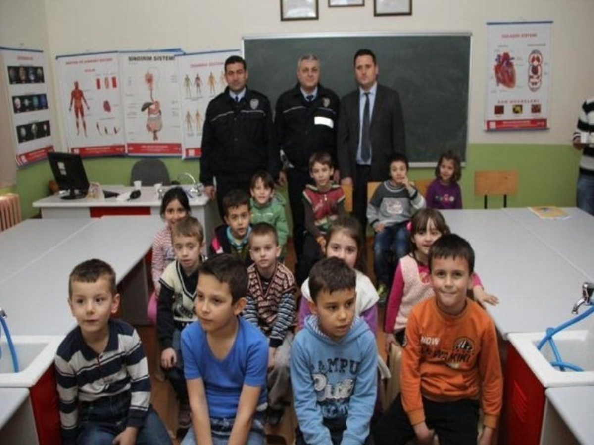 Kırklareli\'nde Öğrencilere Trafik Eğitimi Verildi
