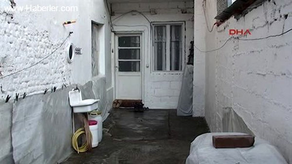 Kosovalı Blerta Hayırseverlerden Yardım Bekliyor