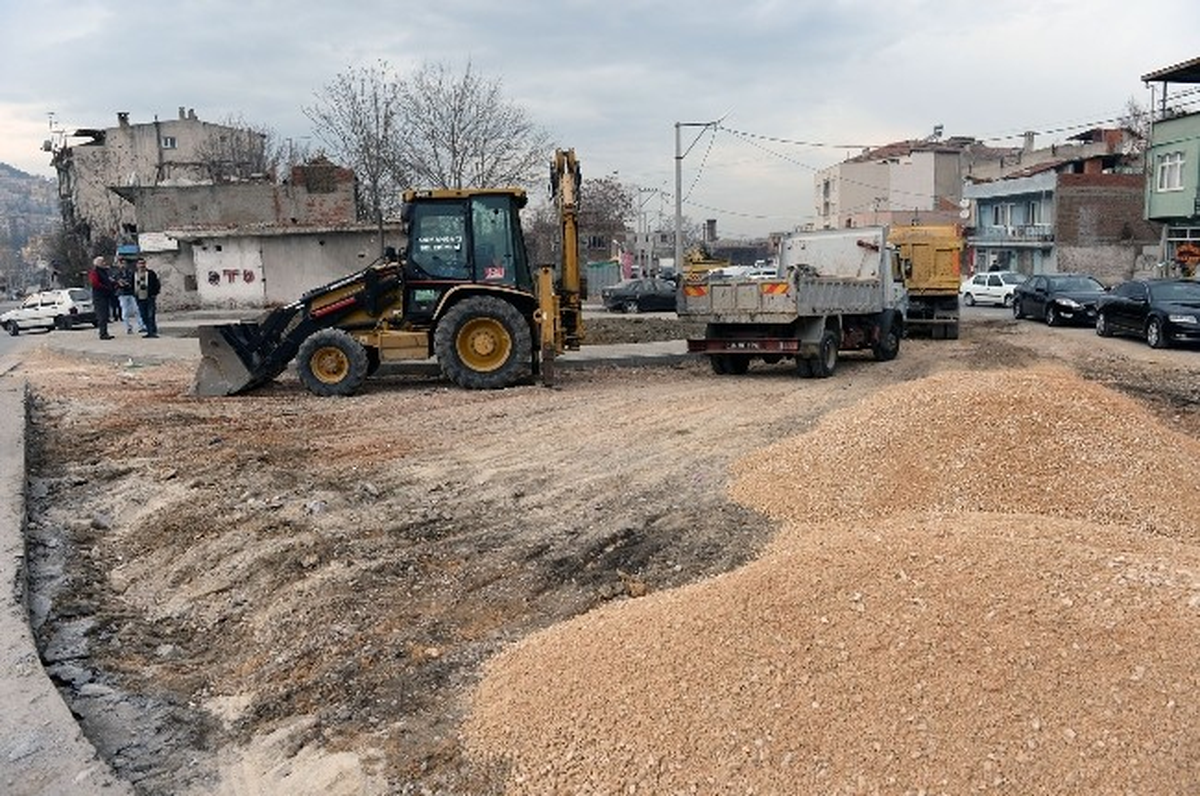 Osmangazi\'de Cadde ve Sokaklar Yenileniyor
