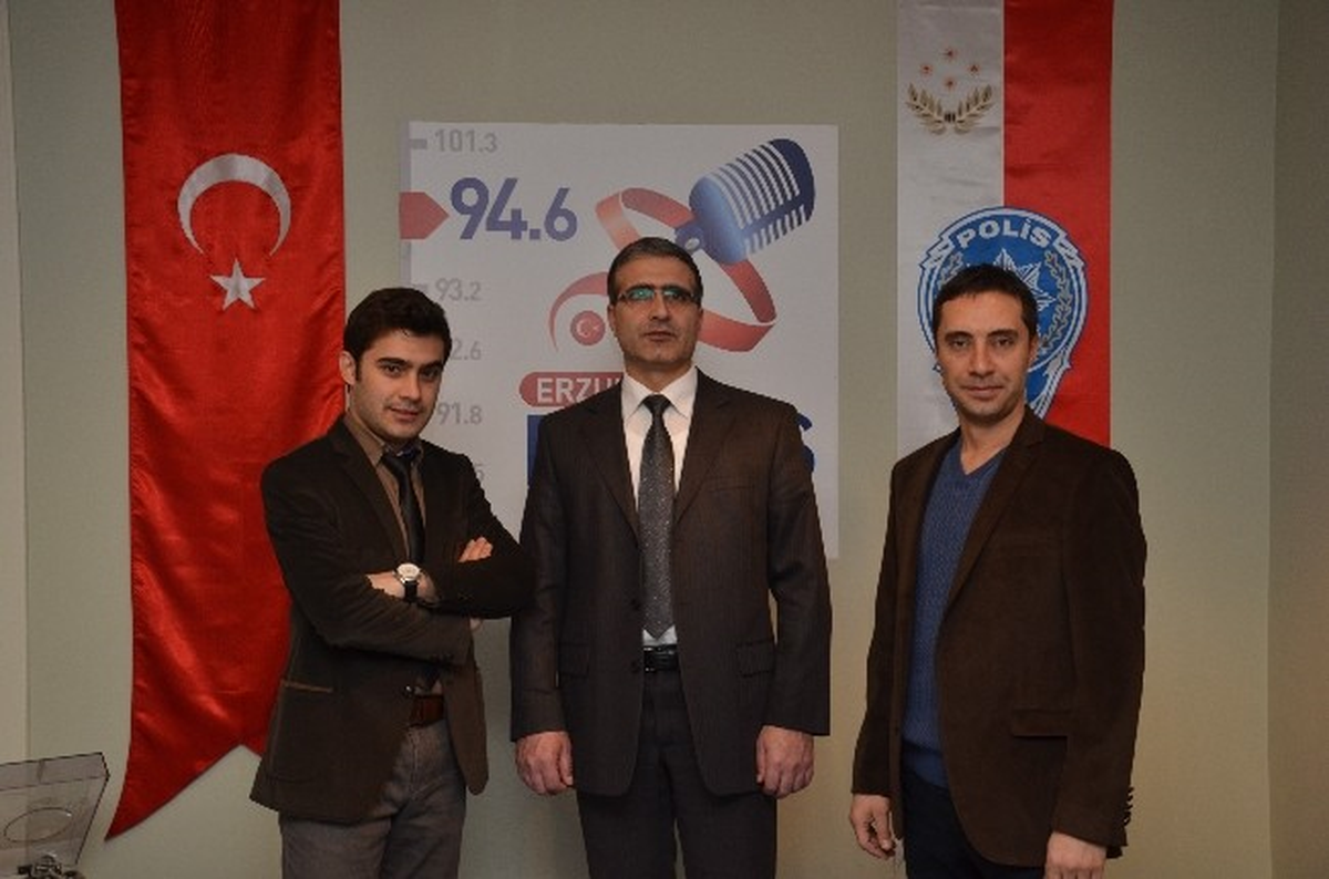 Polis Radyosu Erzurum Gündemini Takip Ediyor