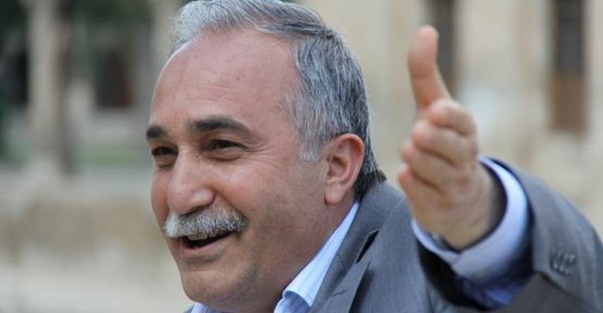 Eşref Fakıbaba Singapur'a Gidecek