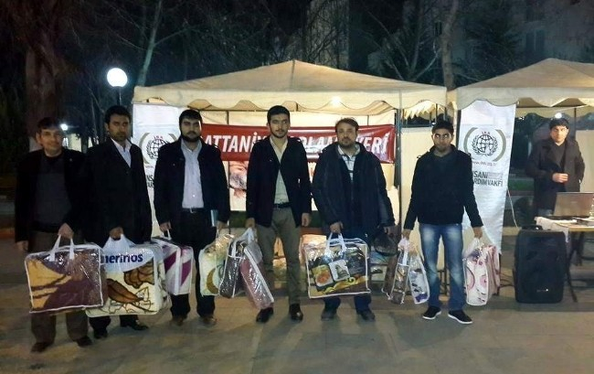 Agd\'den İhh\'nın Yardım Kampanyasına Destek