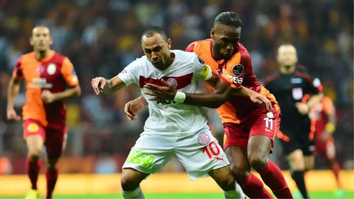 Antalyaspor-Galatasaray / Canlı Anlatım