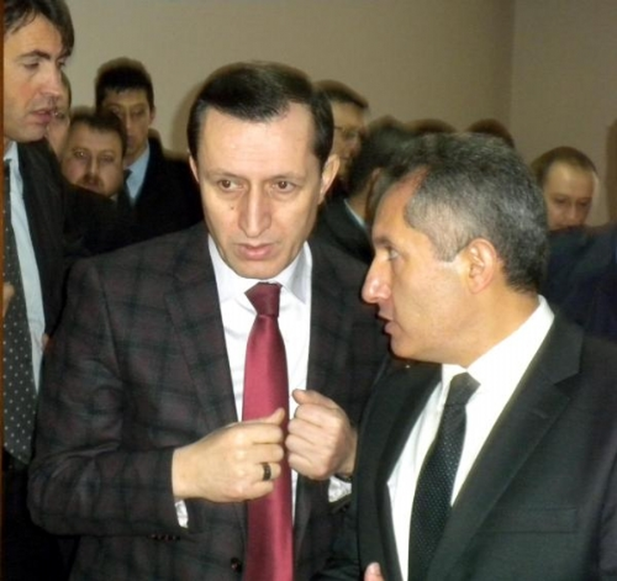 Başbakan Yardımcısı İşler Makedonya\'da