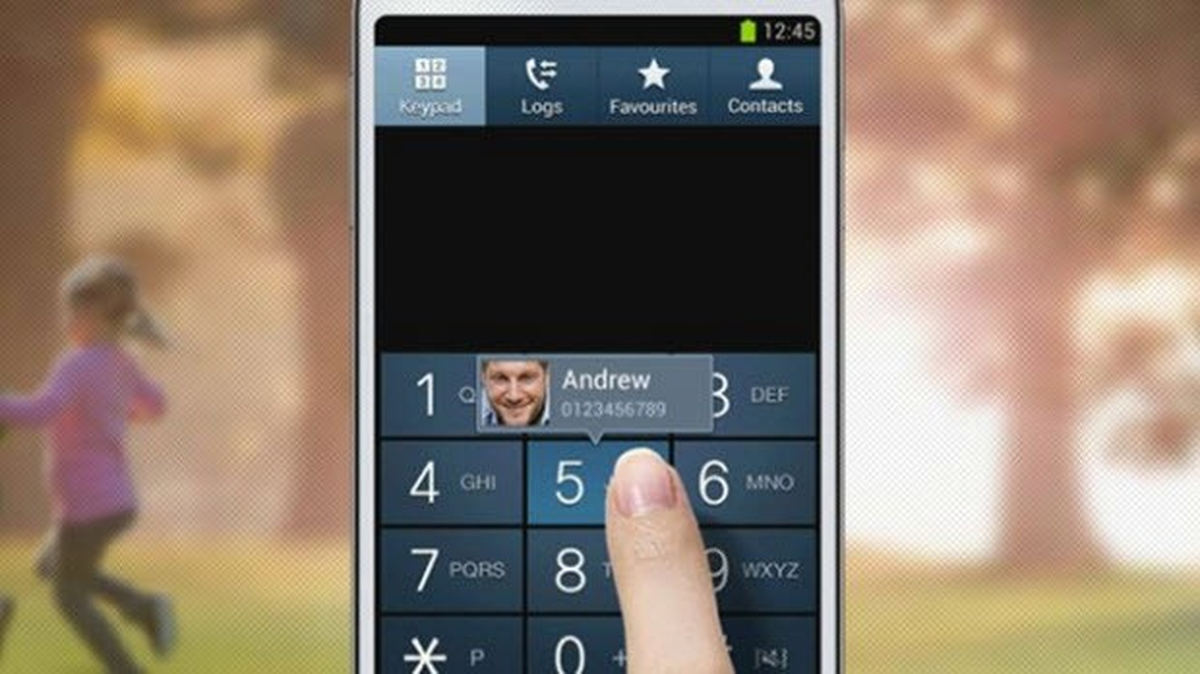 Galaxy S5 "Uzaklaşıyor!"