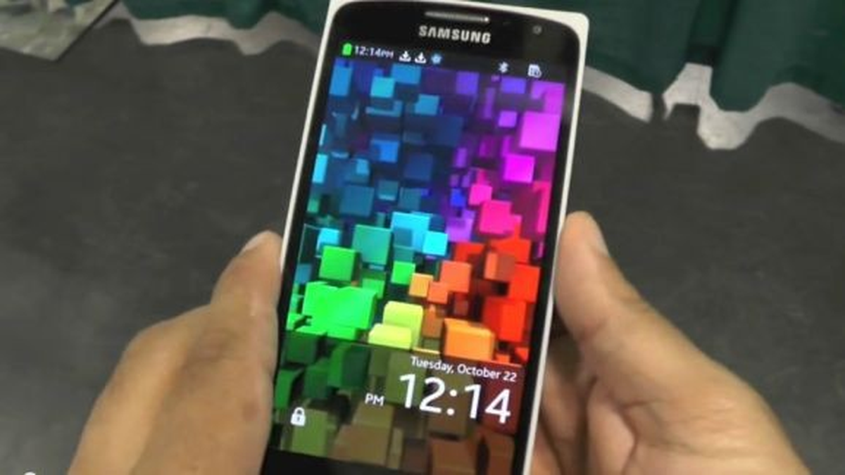 Tizen\'li Samsung\'a Ne Oldu?