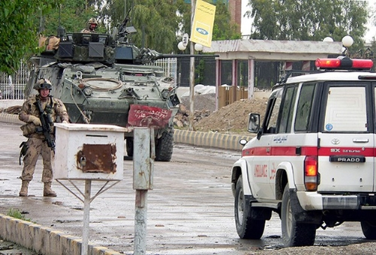 Afganistan\'da ABD Üssüne Saldırı