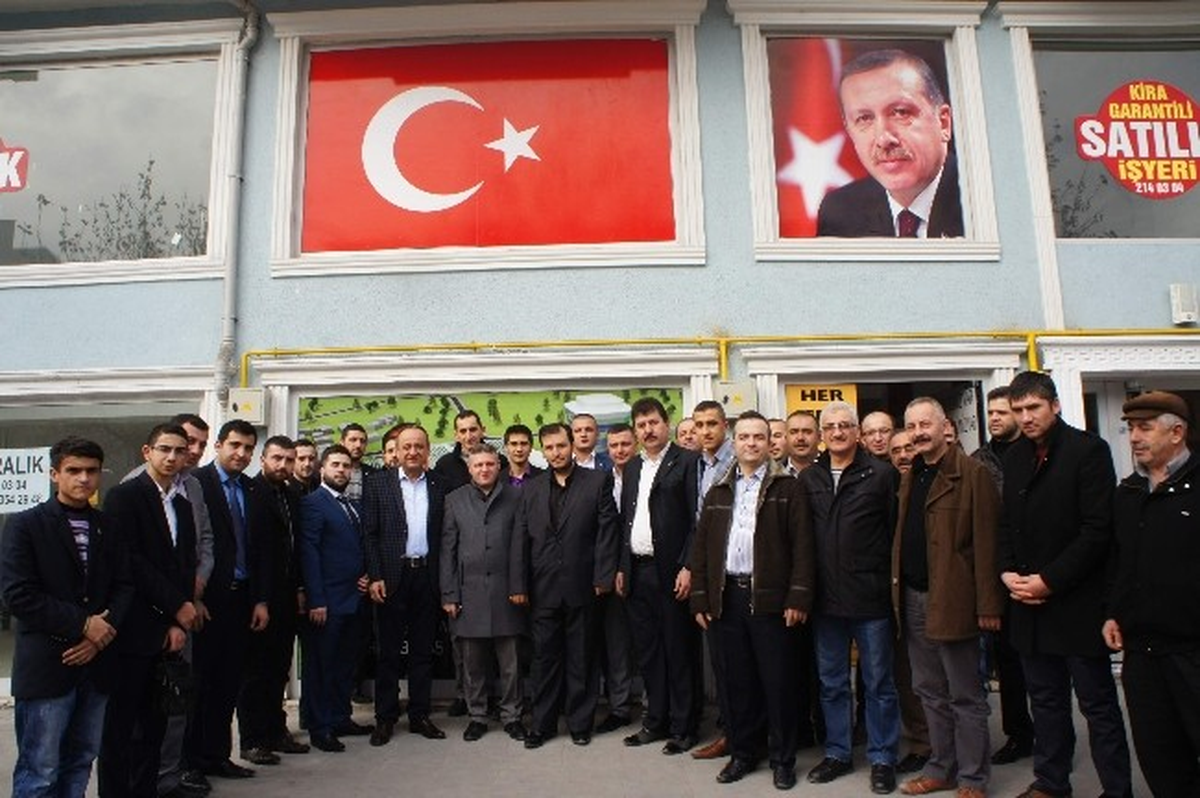 AK Parti Kastamonu Belediye Başkan Adayı Tahsin Babaş;