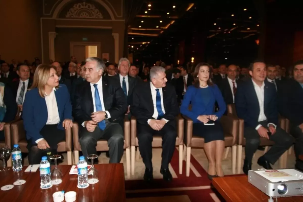 AK Parti\'nin İzmir Adaylık Belirleme Zirvesi Başladı