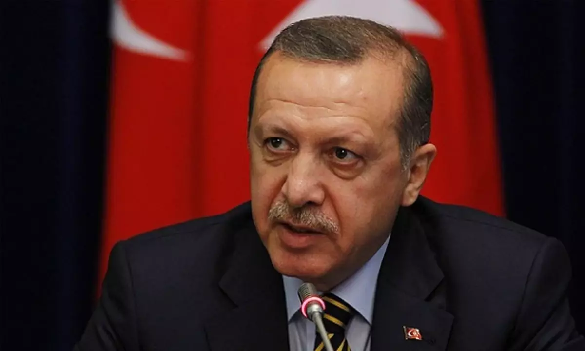 Başbakan Erdoğan Havalimanında Basın Toplantısı Düzenledi