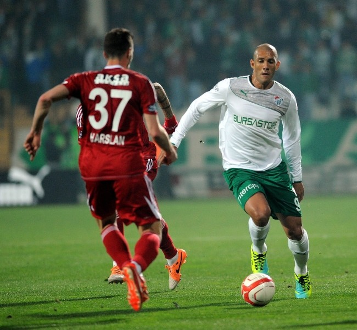Fernando Taraftarın Gözüne Girdi