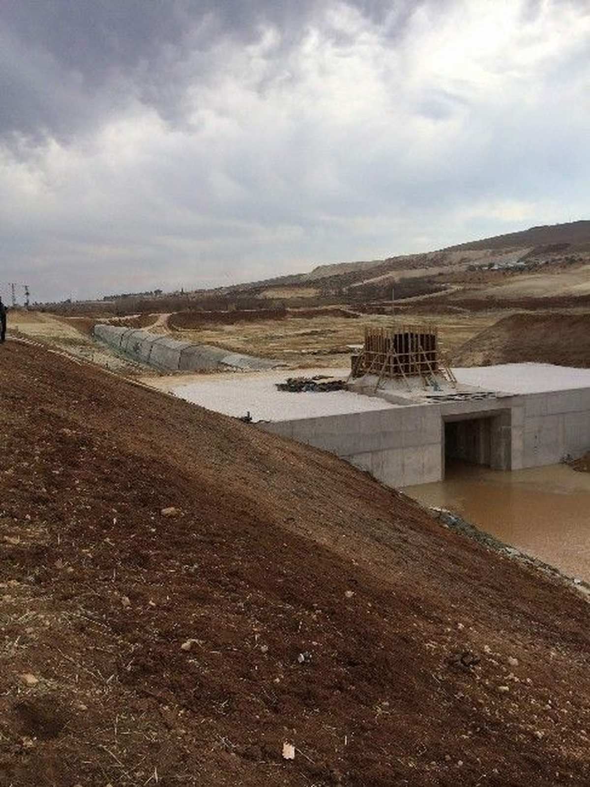 Gaziantep\'te Yapımı Süren Doğanpınar Barajı