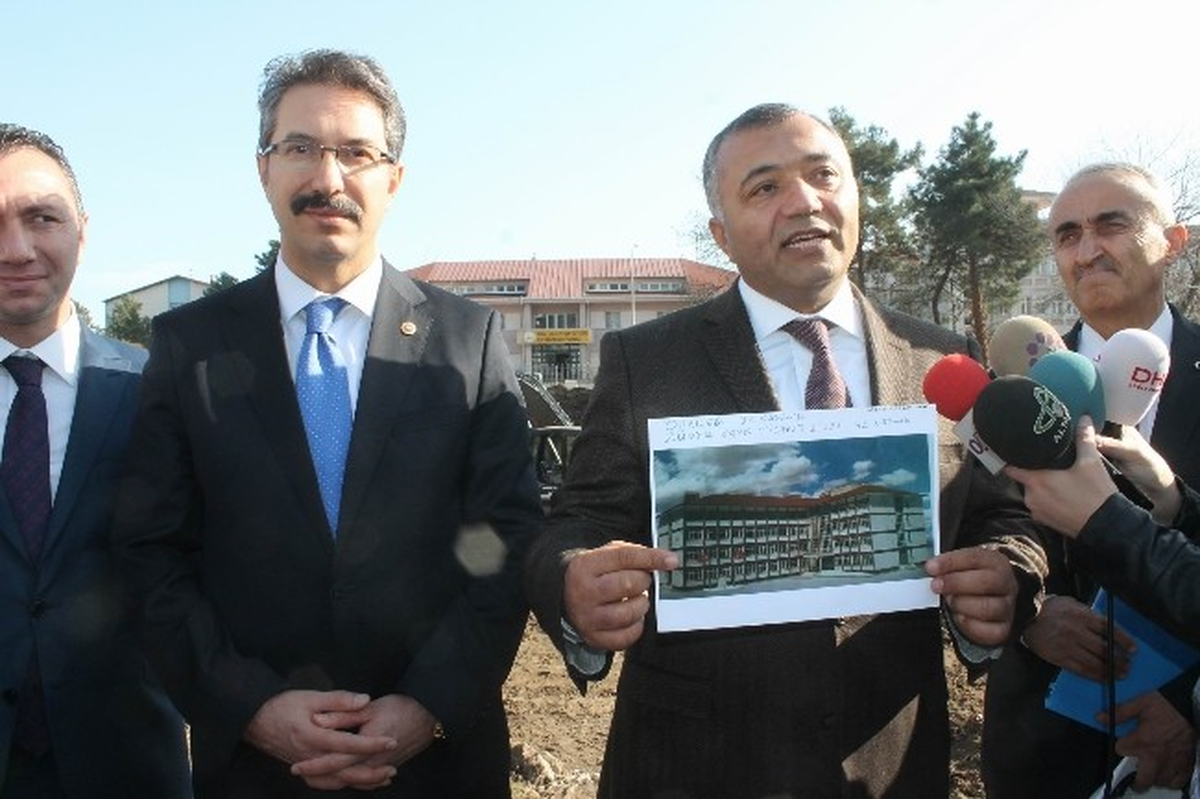 Vali Çiftçi ve Milletvekili Ünal, Eğitim Yatırımlarını İnceledi