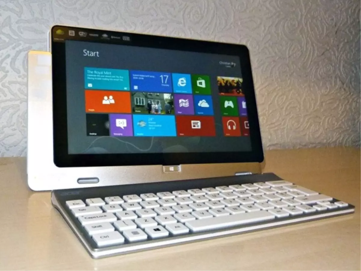 Windows 8\'in Yanına Android!