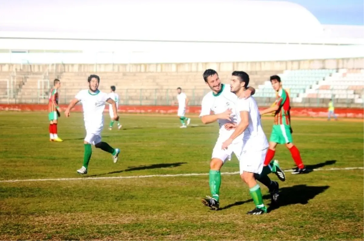 Yalovaspor - Lüleburgazspor: 0-0