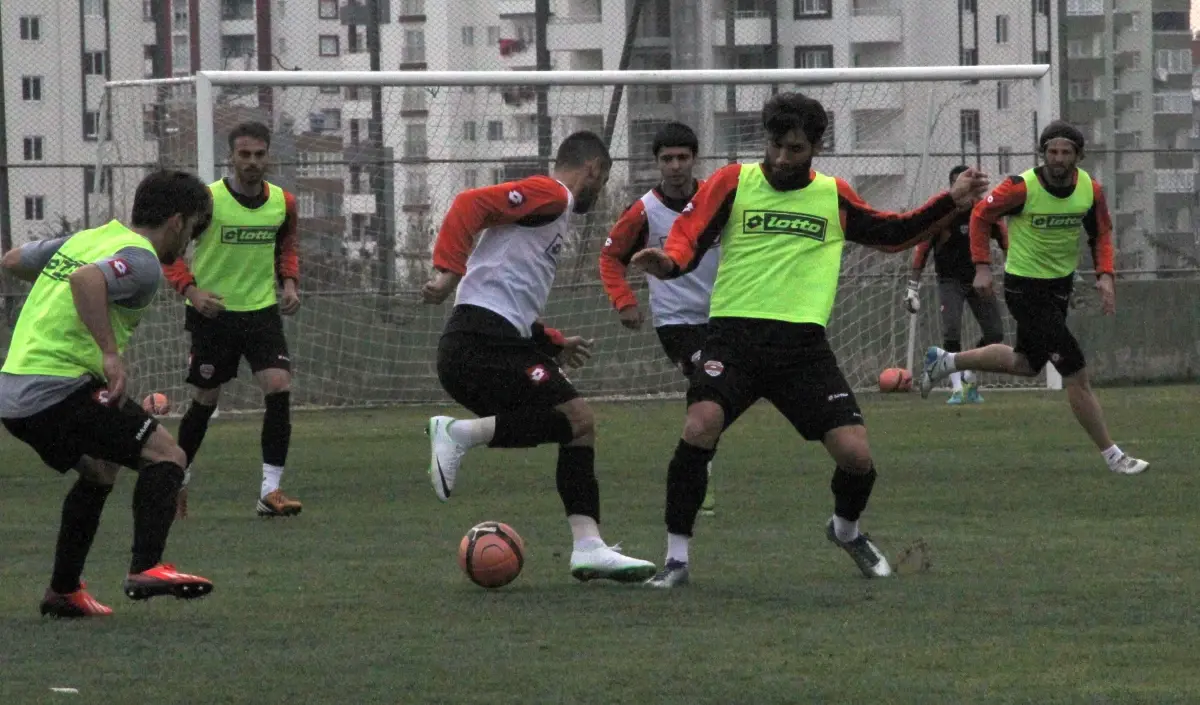 Adanaspor\'da Manisaspor Maçı Hazırlıkları