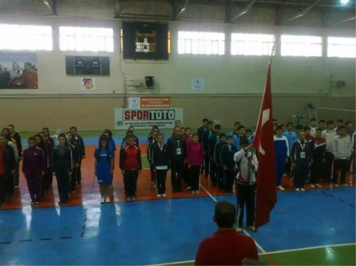 Badminton Grup Müsabakalarına Erzincan Ev Sahipliği Yapıyor