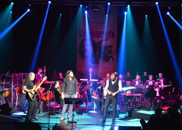 Cem Karaca Ve Baris Manco Ankara Daki Dev Konserle Anilacak
