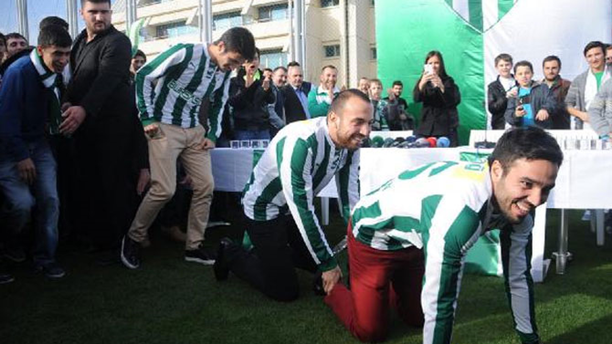 Bursaspor\'a Volkan, Sercan ve Bekir\'den İmza