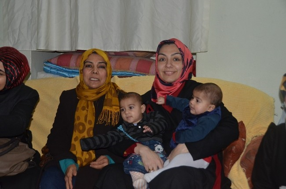 Karaköprülü Ak Kadınlardan Örnek Davranış