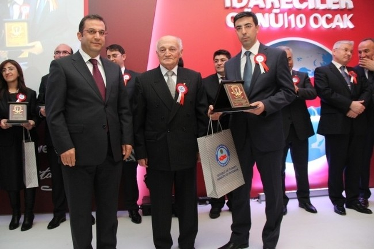 Kaymakam Eşinin Anısı Ödül Getirdi