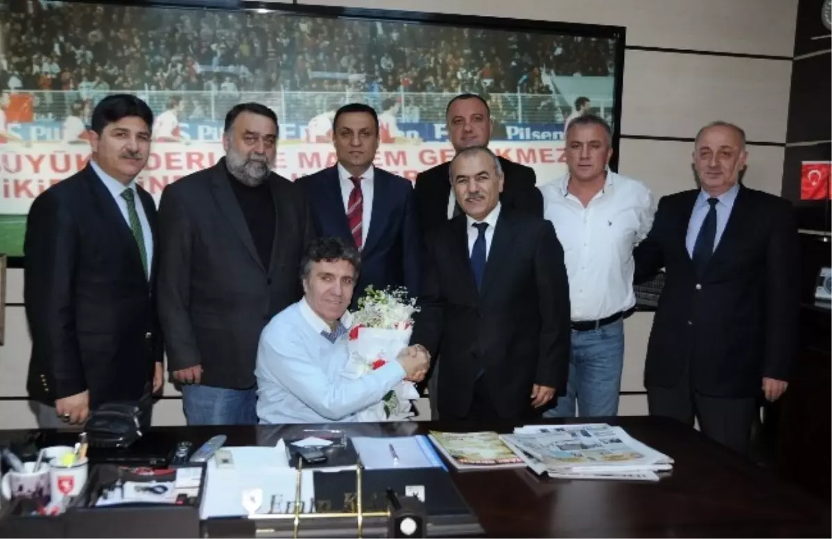 Kaymakam Narinoğlu\'ndan Samsunspor\'a Ziyaret