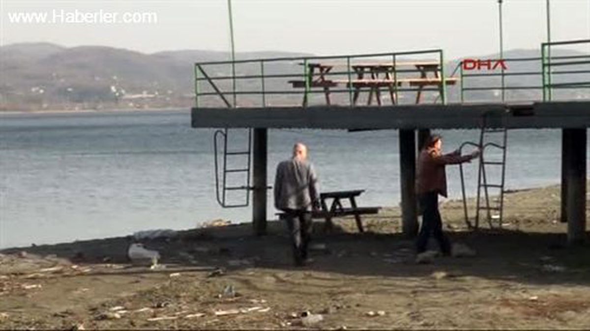 Sapanca Gölü\'ndeki Su Seviyesi Tehlike Sınırına İndi