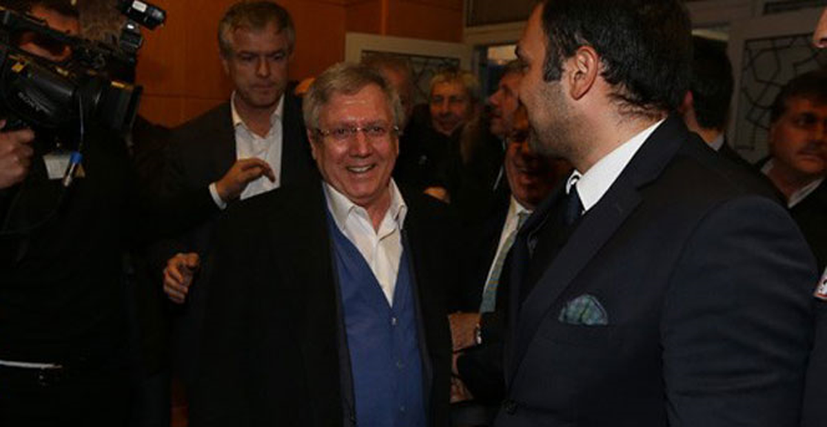 Aziz Yıldırım, Beyaz TV'ye Çıkmıyor