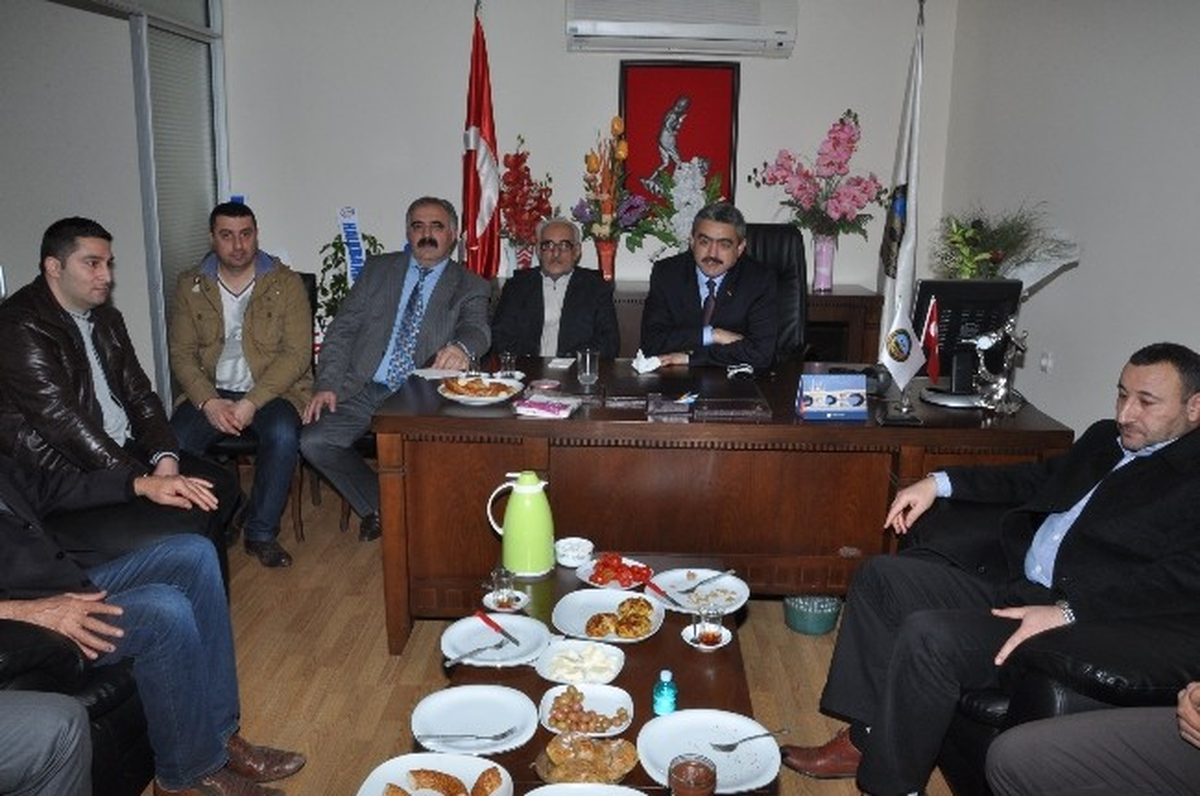 Başkan Alıcık\'tan Esnaf ve Sanatkarlar Kooperatifine Ziyaret