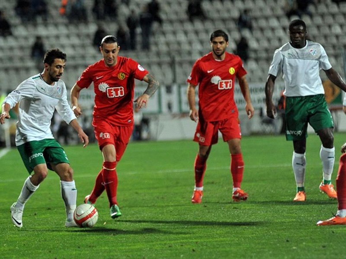 Bursaspor\'dan Farklı Galibiyet: 4-1