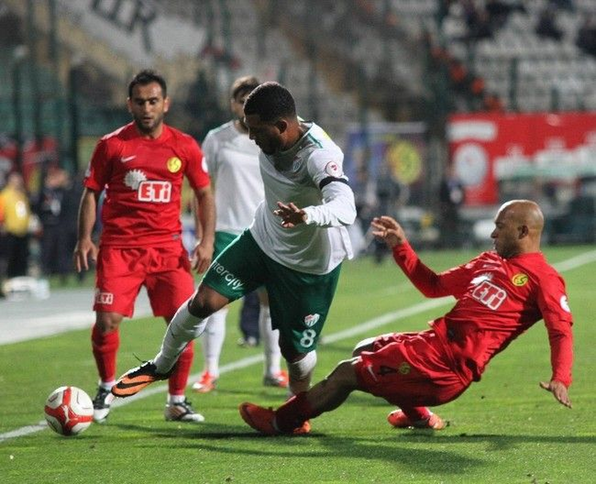 Bursaspor - Eskişehirspor 4-1 / Bursaspor Kupada Tutulmuyor