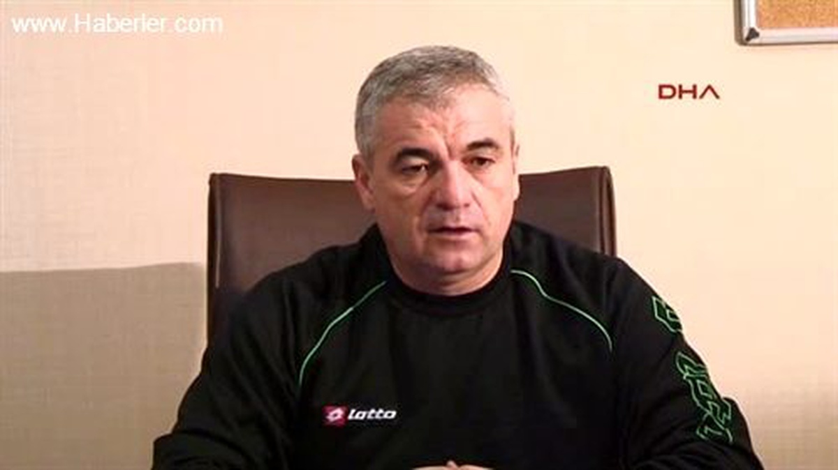 Çaykur Rizespor Teknik Direktörü Rıza Çalımbay Zoru Severim