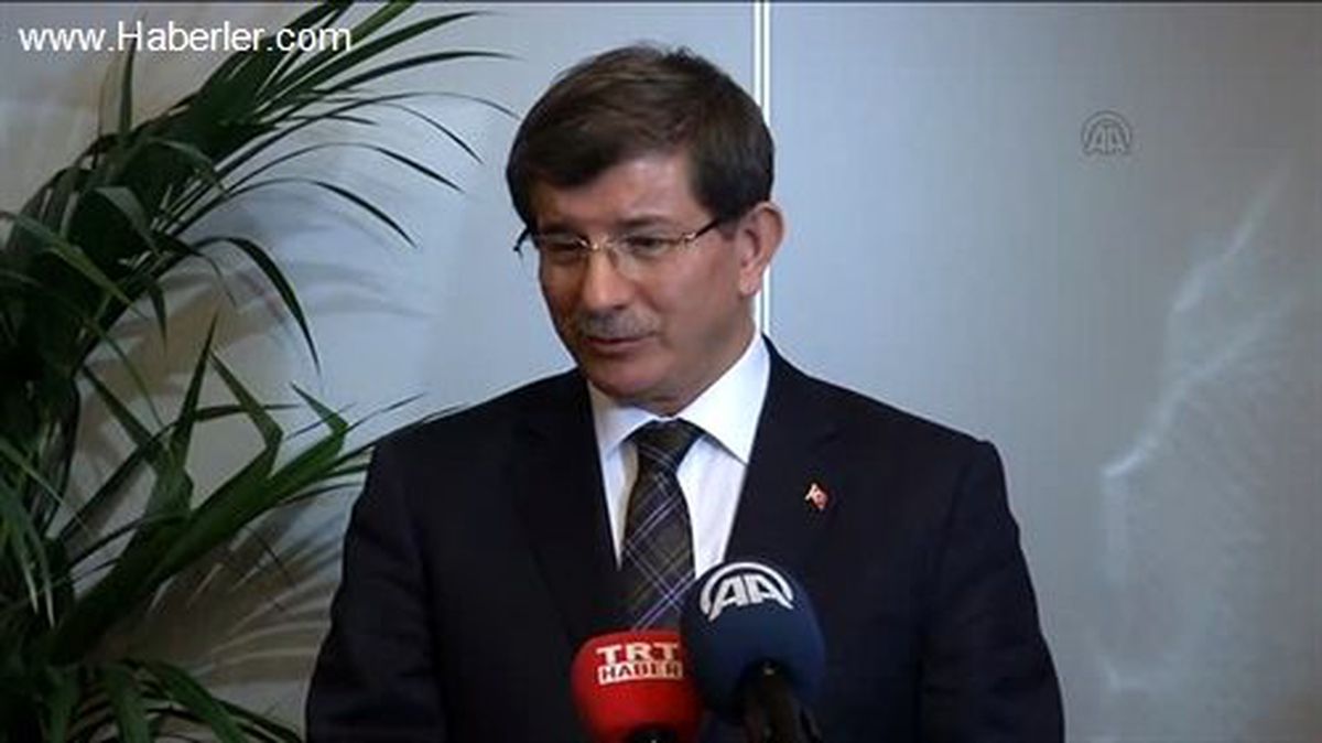 Davutoğlu: \'\'Masaya kimlerin oturacağı belli\'\' -