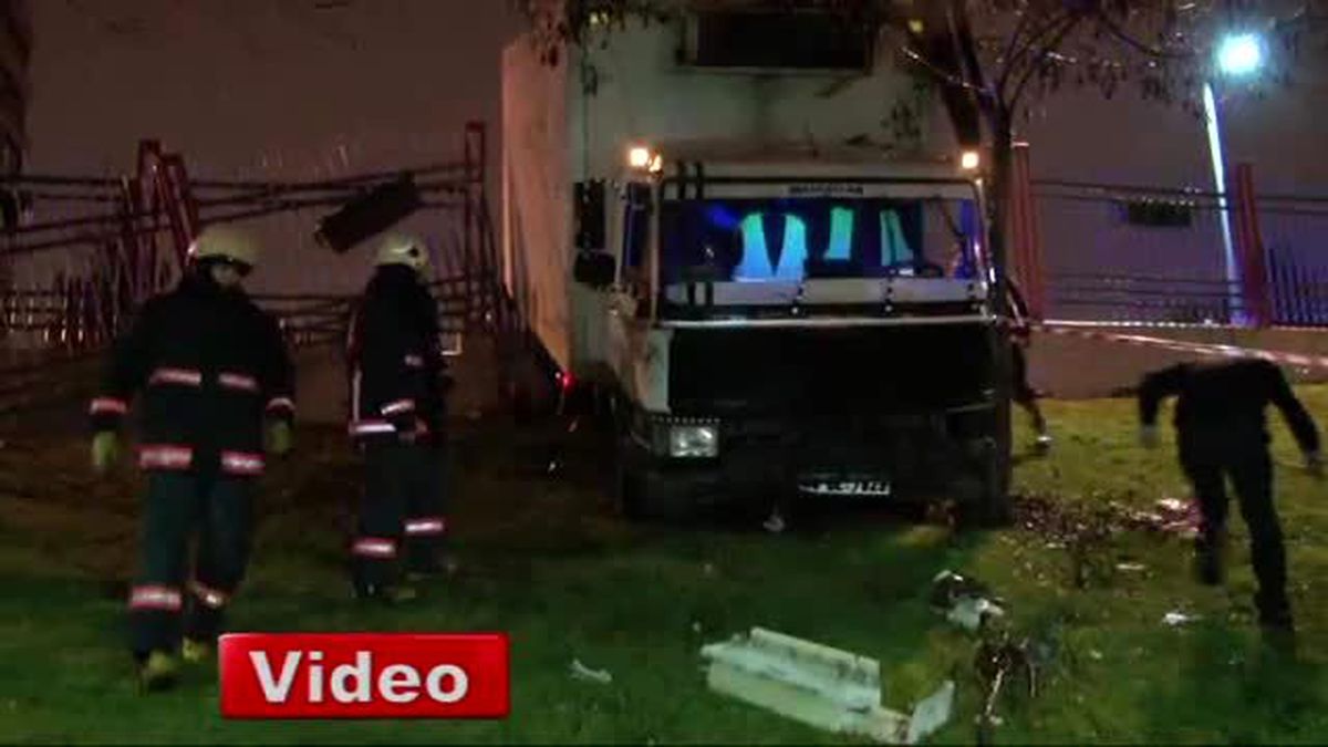 İstanbul\'da Şiddetli Yağış Kazalara Neden Oldu