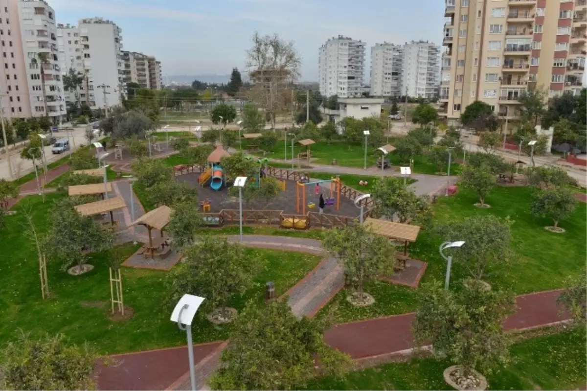 Konyaaltı\'dan Park Revize Çalışmaları