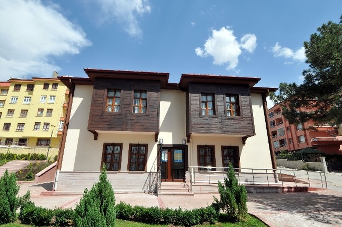 Mahalle Konakları İnsanları Bir Araya Getirecek