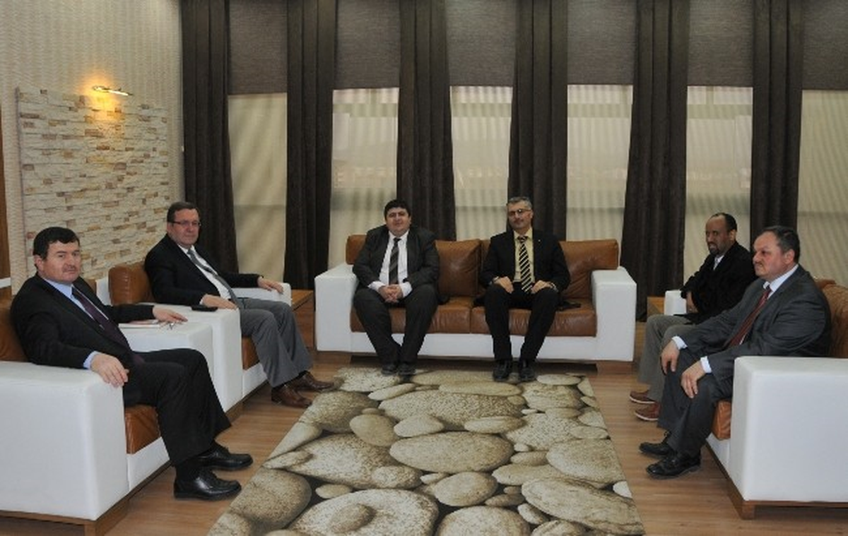 AKÜ Rektörü Solak, KARDER Heyetini Kabul Etti