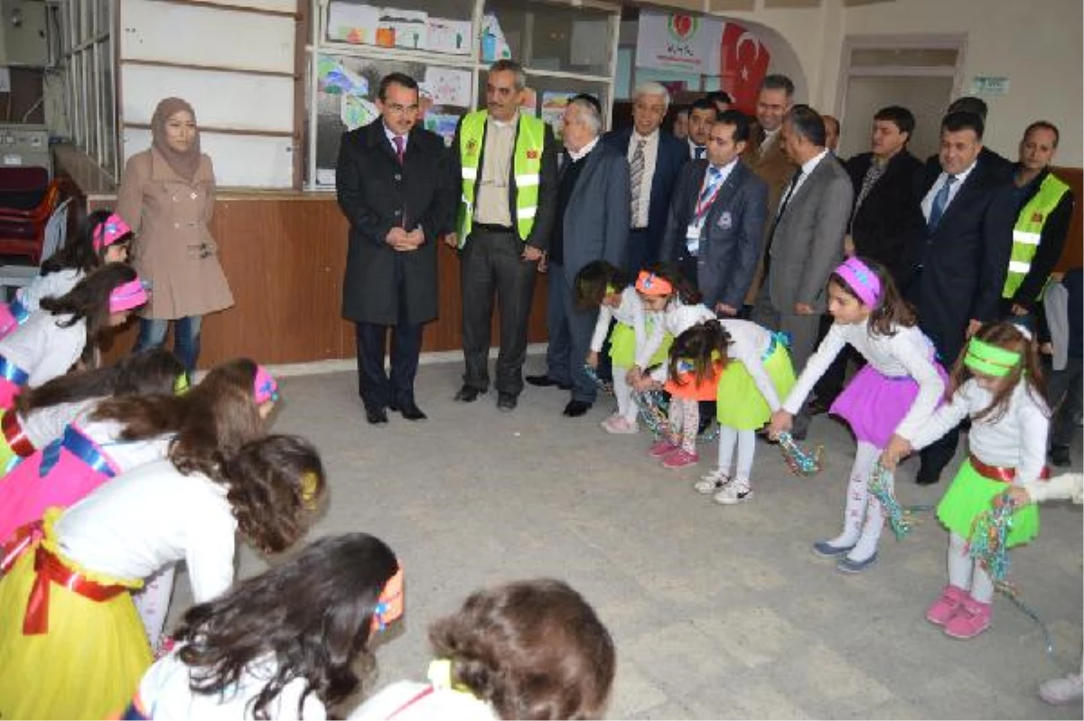 Reyhanlı\'da Suriyeli Çocuklar İçin Rehabilitasyon Merkezi Açıldı