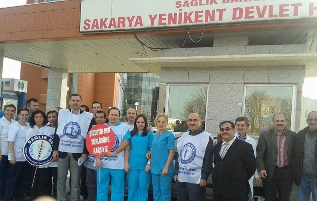 Sakarya\'da Sağlık-Sen\'den Çalışana Yapılan Saldırıya Kınama