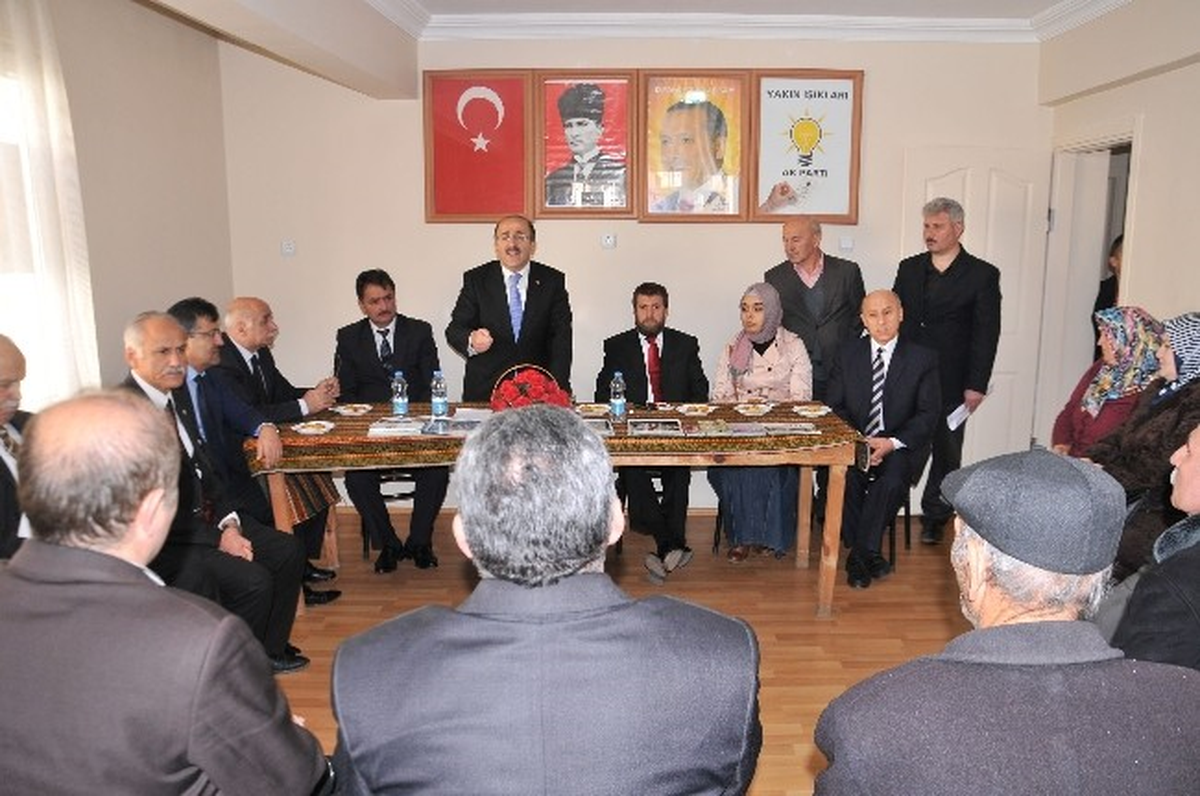 Şalpazarı\'nda Başkan Gümrükçüoğlu\'na Yoğun İlgi