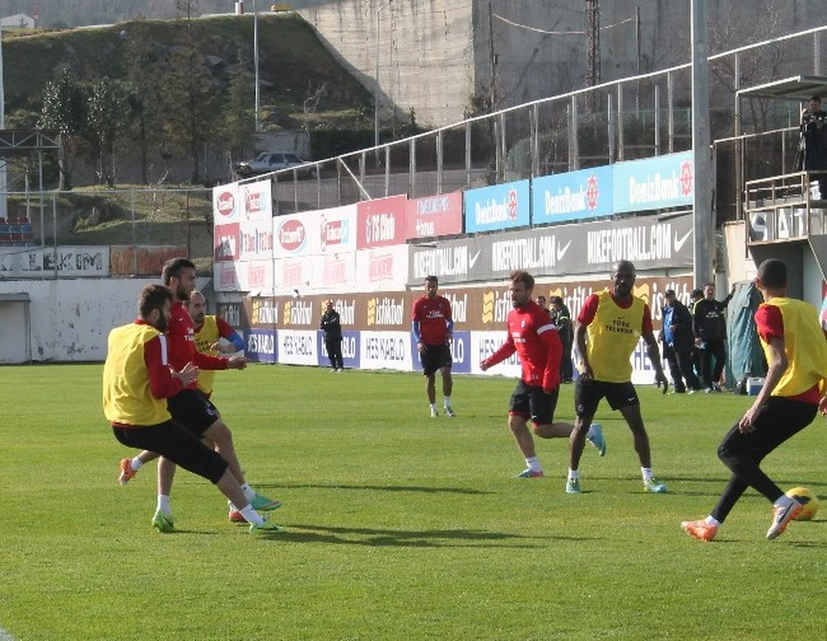 Trabzonspor\'da Beşiktaş Mesaisi Sürüyor